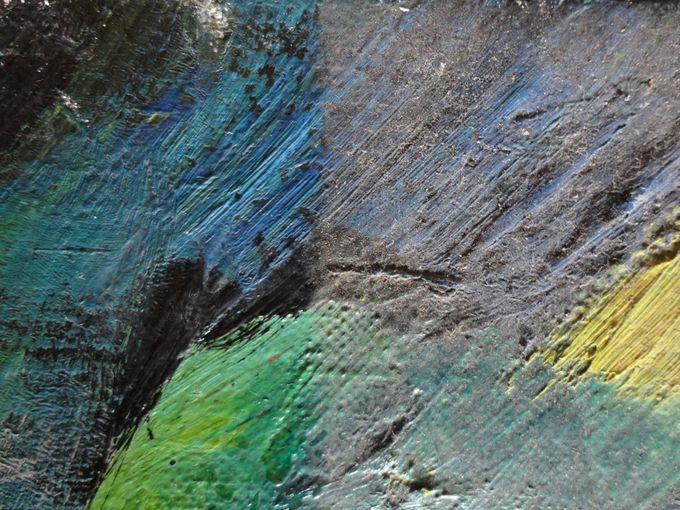Décrassage d'une peinture à l'huile (détail)
Avec le temps, une couche superficielle de crasse et de poussière s'est déposée sur ce tableau. A l'aide, d'un bâtonnet ouaté et d'une solution soigneusement dosée, cette crasse est retirée pour laisser apparaître l'éclat des couleurs.